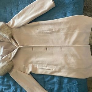 Forecaster of Boston size 6 beige wool coat with fur trim on hat